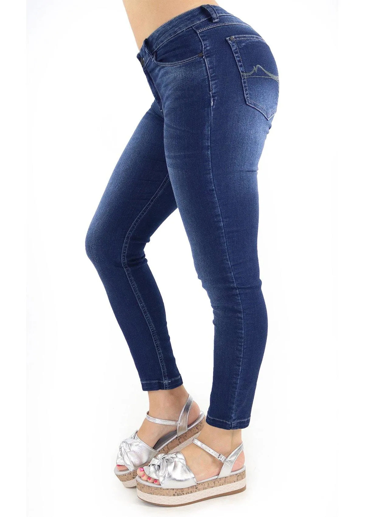 19136 Skinny Jeans by Maripily Rivera