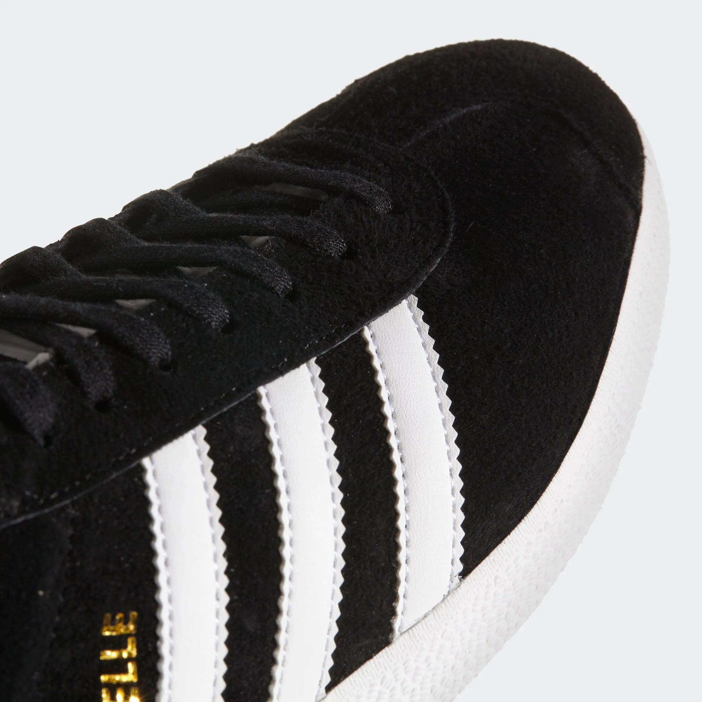 Adidas Gazelle Core Black Cloud White Gold