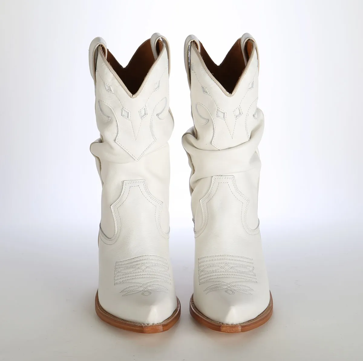 Botas cowboy blanca piel
