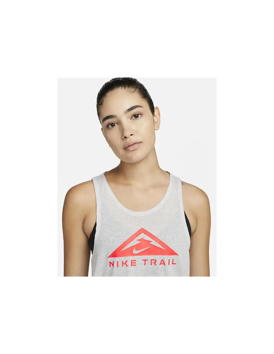 CAMISETA DE TRAIL NIKE DRIFIT GRIS MUJER
