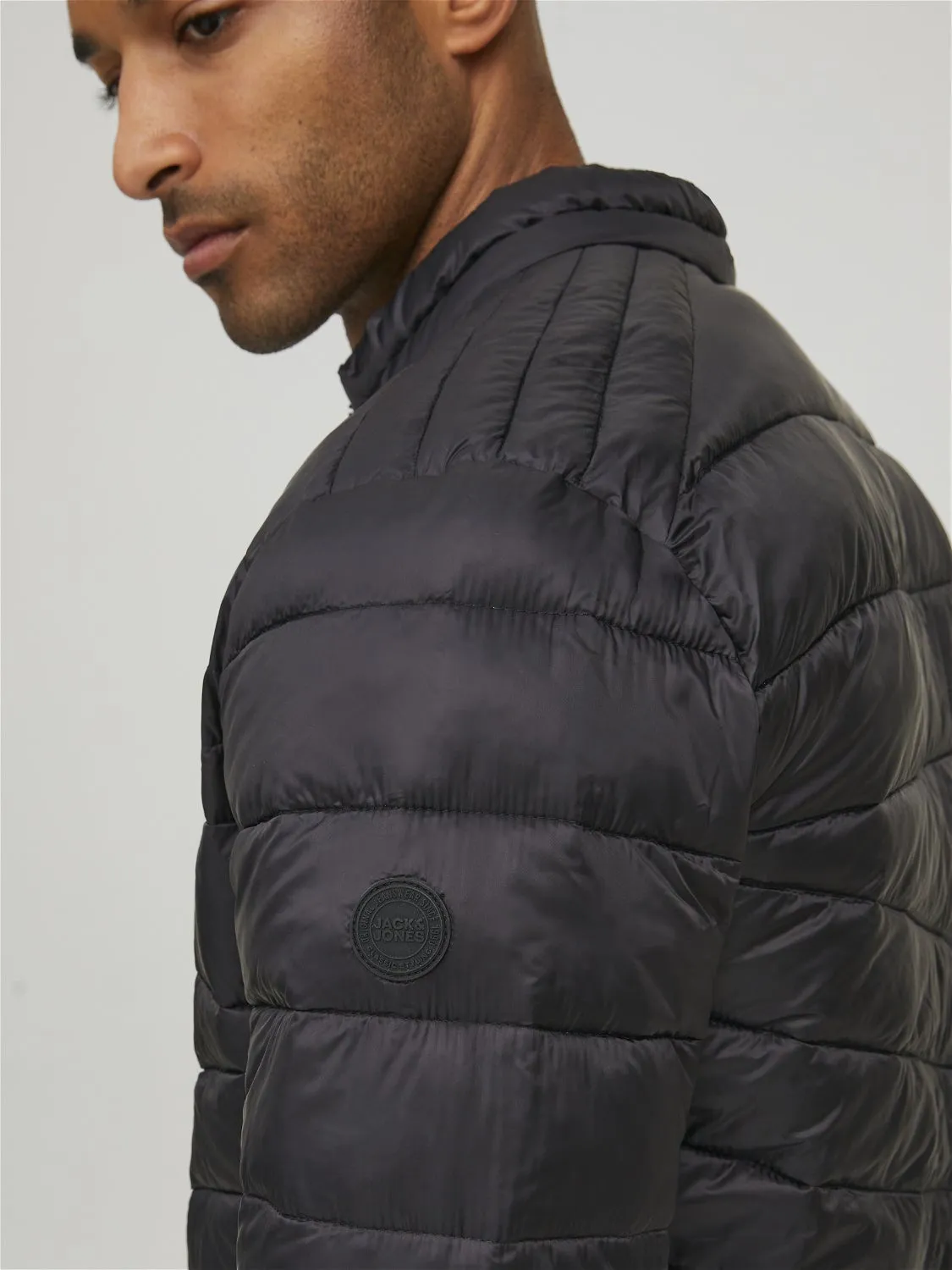 Chaqueta corta acolchada | Negro | Jack & Jones®