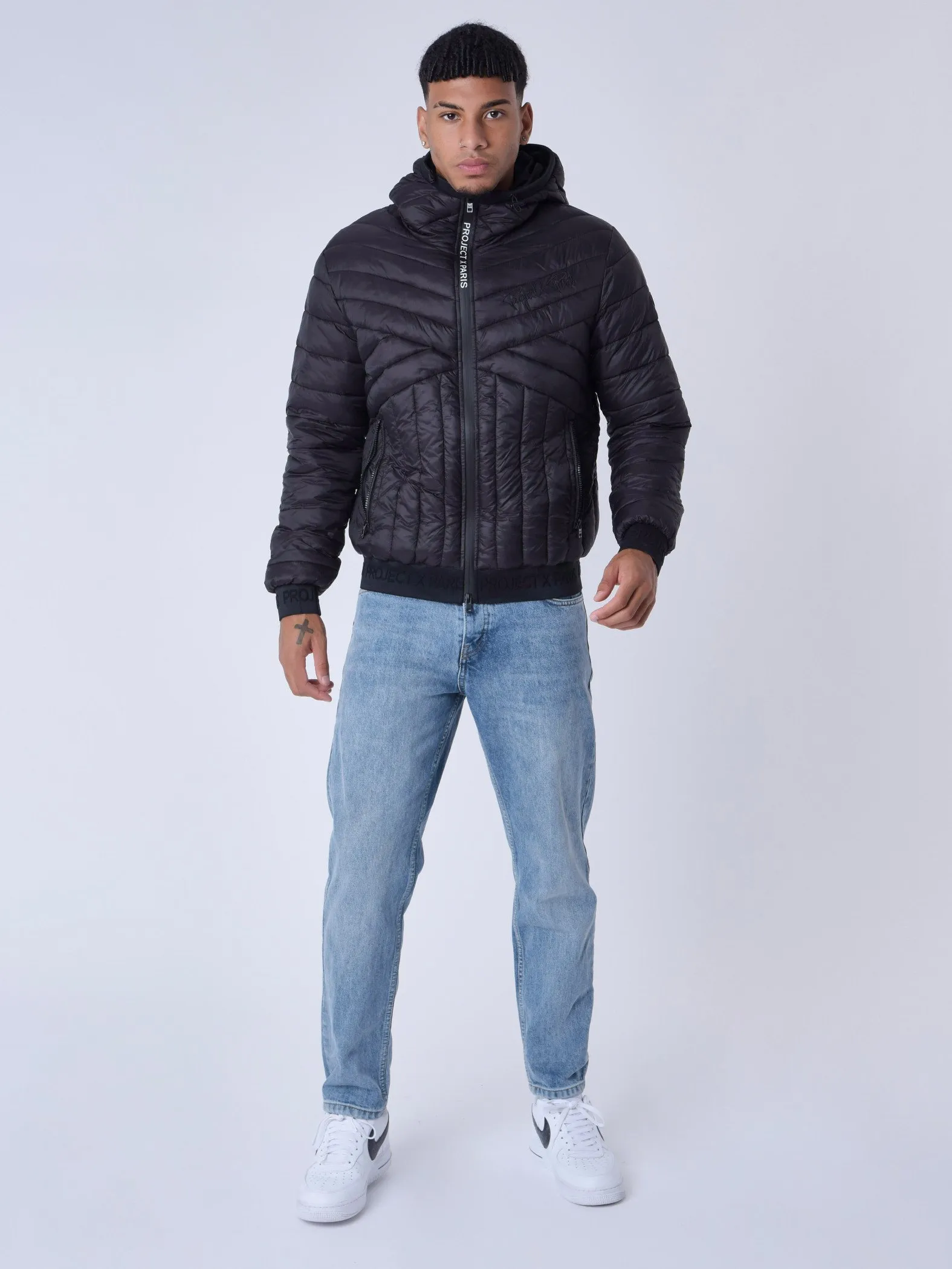 Chaqueta de plumón acolchada geométrica
