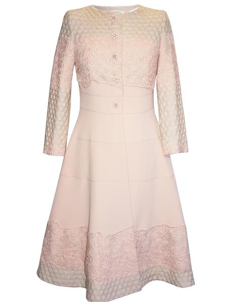 conjunto abrigo vestido guipur