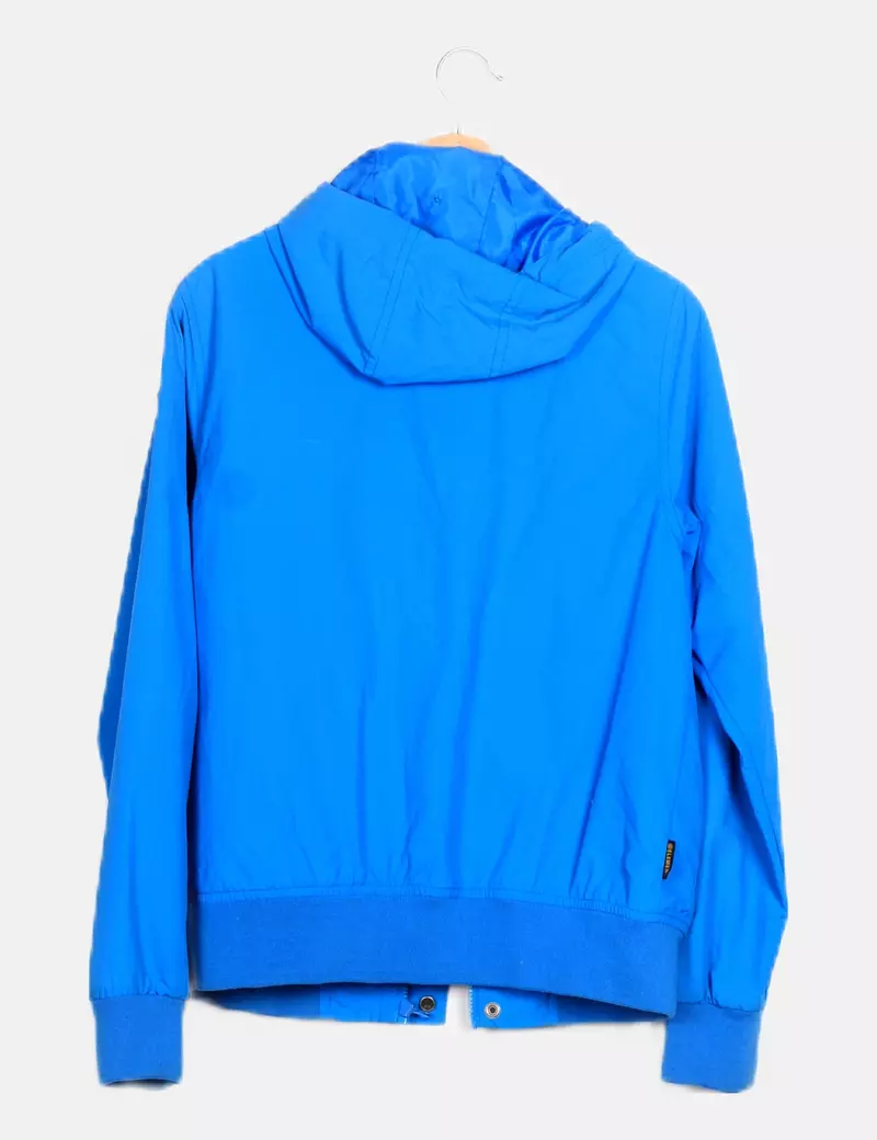 Element Impermeable azul