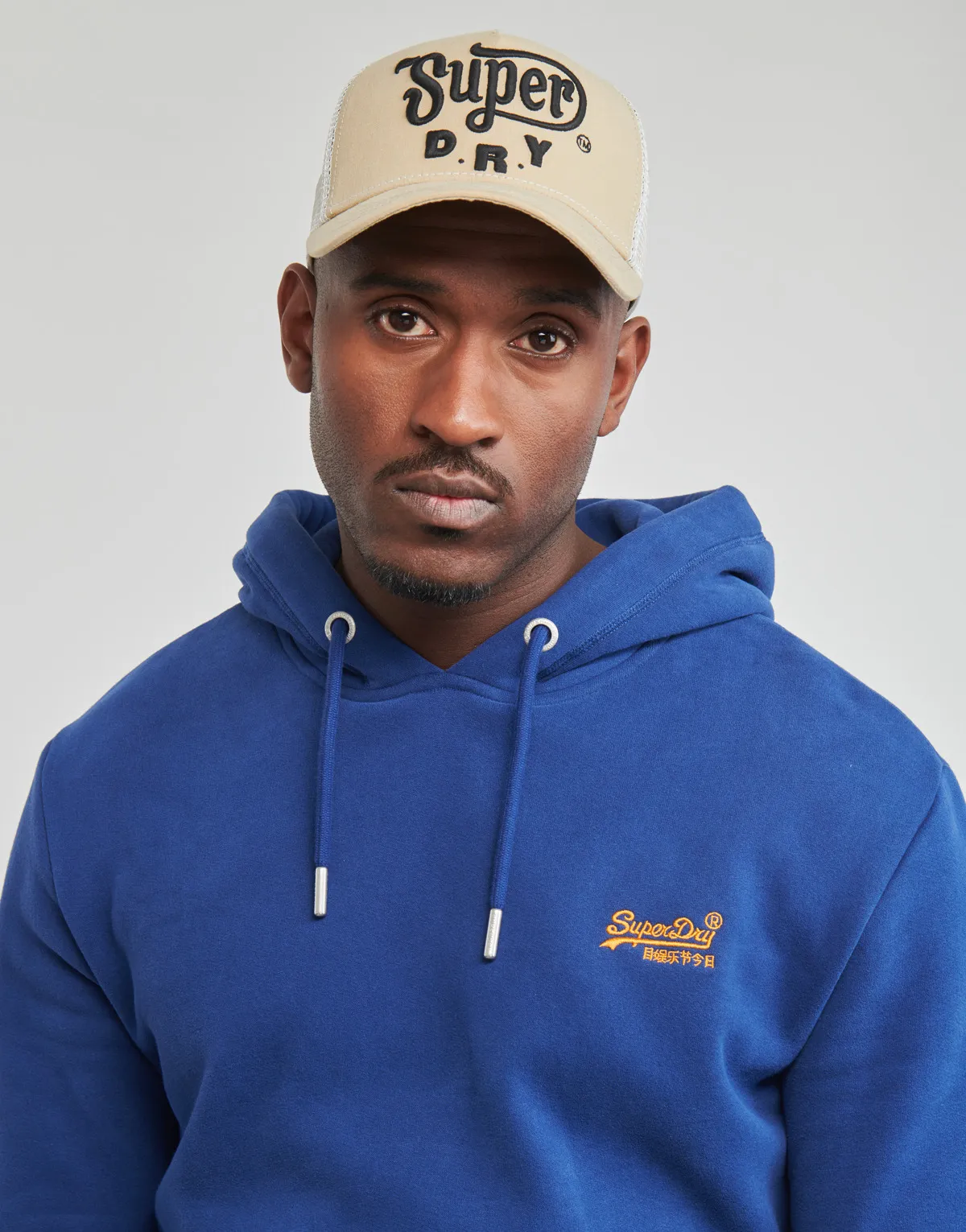 ESSENTIAL LOGO HOODIE