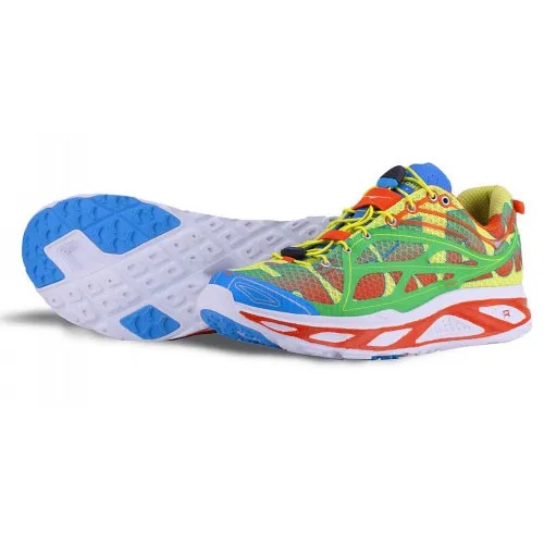 HOKA Huaka