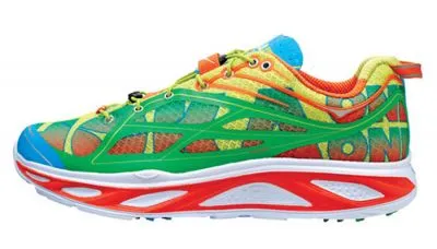 HOKA Huaka