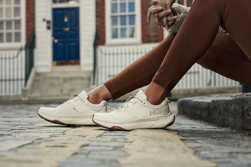 Hoka TRANSPORT Mujer EGGNOG/EGGNOG