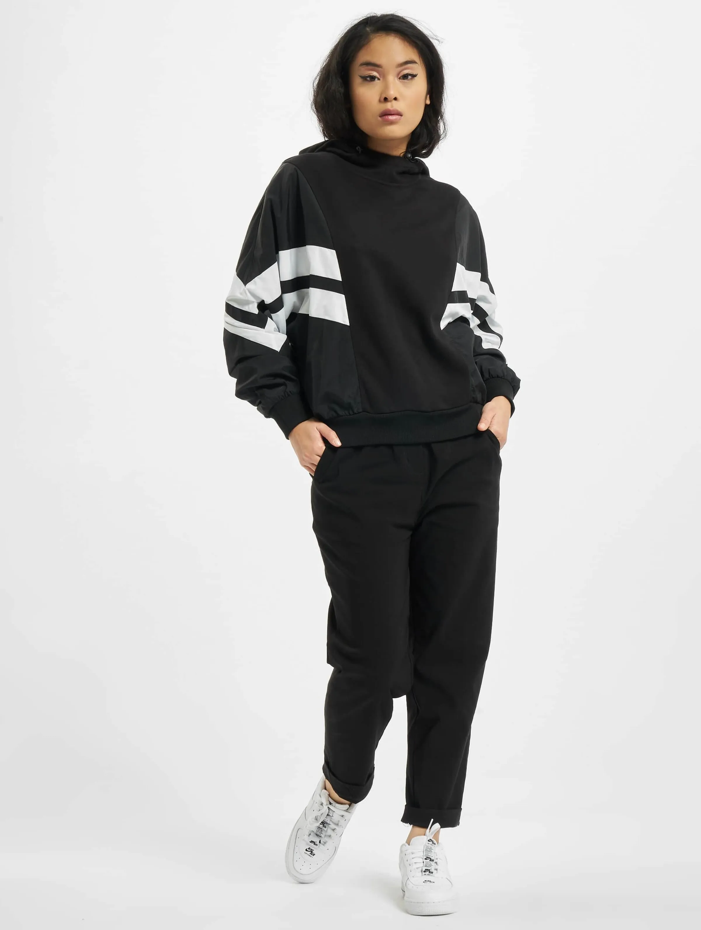 Ladies Mix Crinkle Nylon