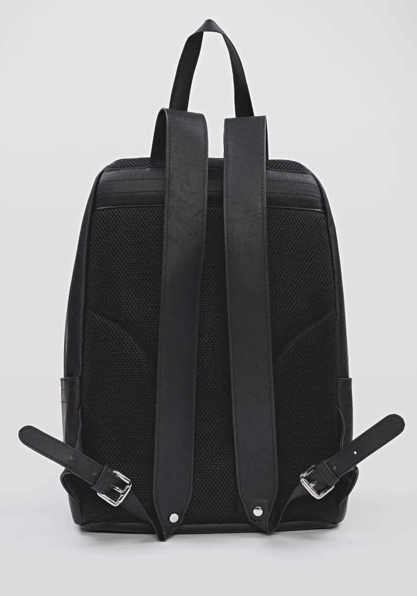 MOCHILA DE ECOPIEL CON PANEL POSTERIOR DE RED TRANSPIRABLE