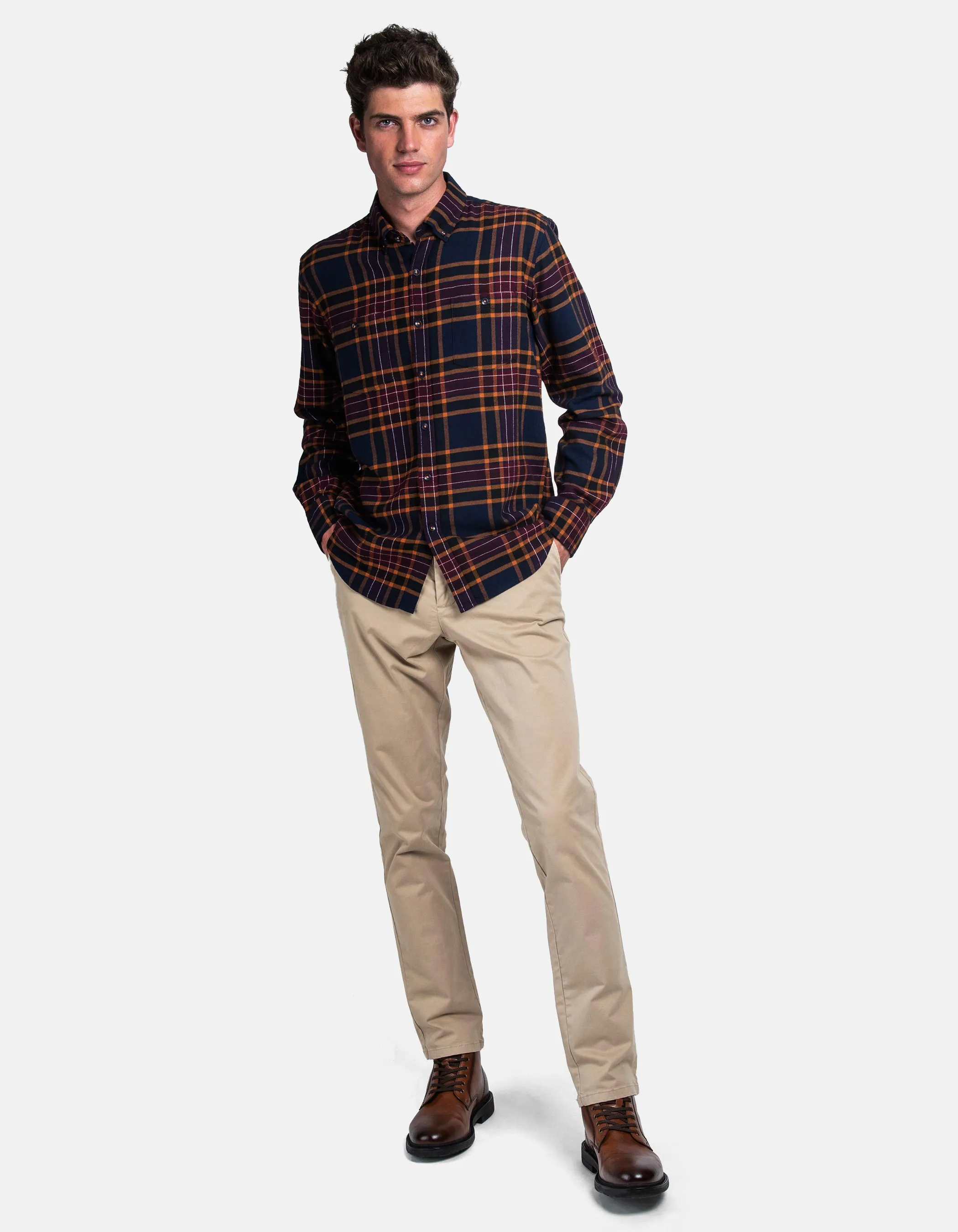 Pantalón chino regular