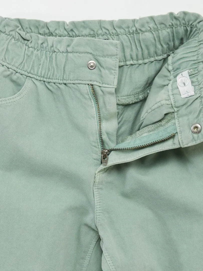 PANTALóN DE SARGA CON VOLANTE EN LA CINTURA  VERDE
