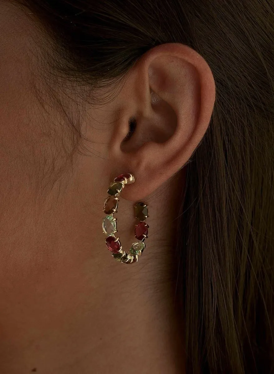 Pendientes aros con piedras formados por gemas en tonos cálidos