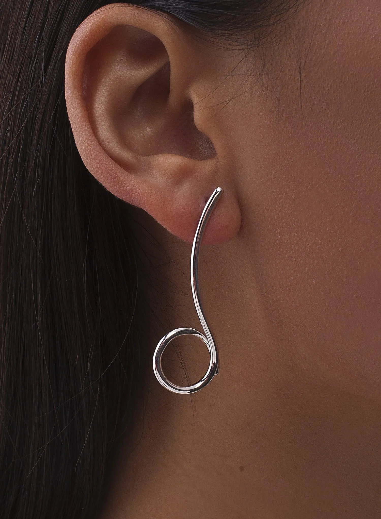 Pendientes originales de plata lisa diseo entrelazado
