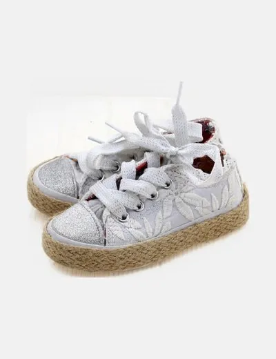 Primark Zapatilla blanca combinada