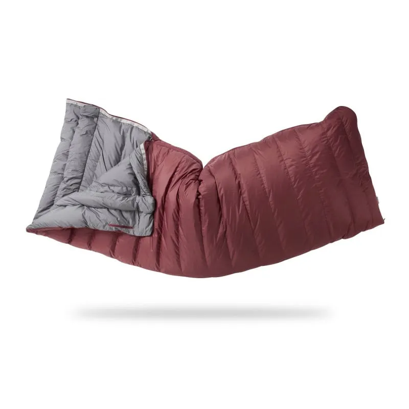 Saco de dormir Outpost 700 RAB (rojo sangre de buey)