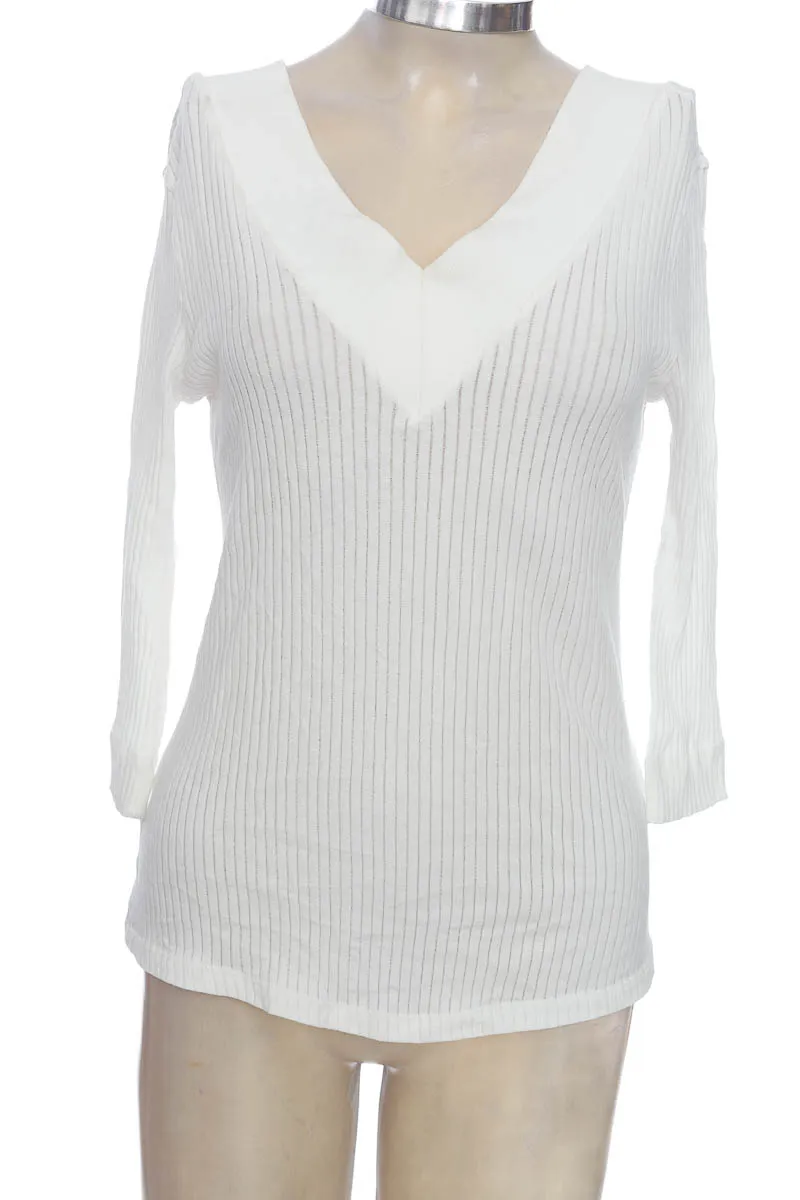 SWEATER COLOR BLANCO  CLOSEANDO