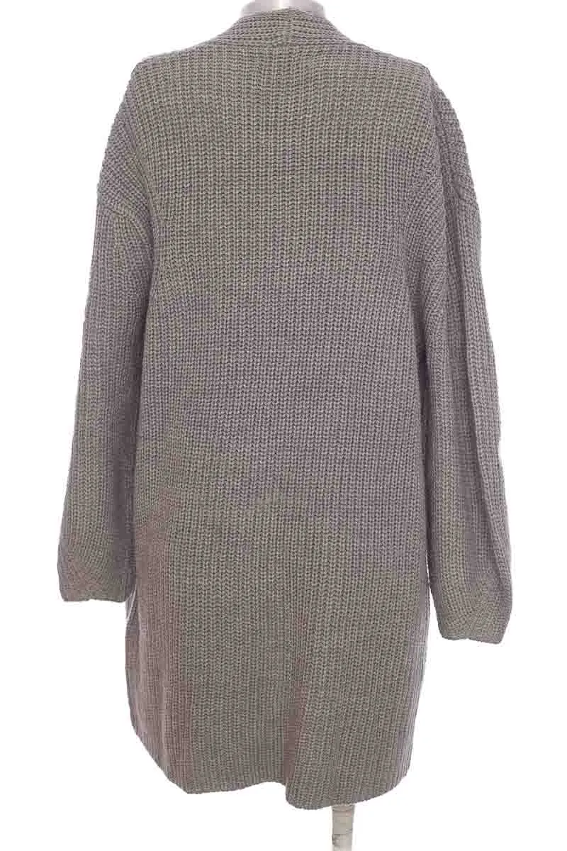 SWEATER COLOR GRIS  MNG