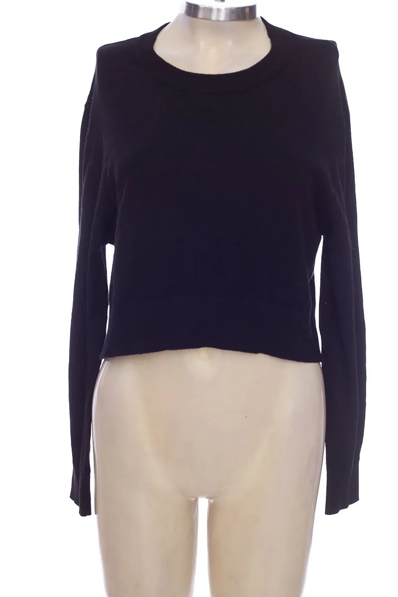 SWEATER COLOR NEGRO  STRADIVARIUS